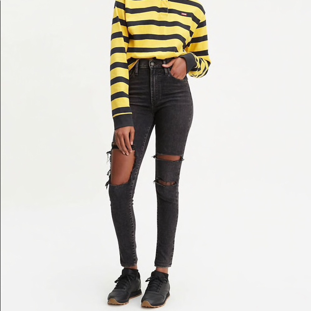 Levi’s ripped skinnies
